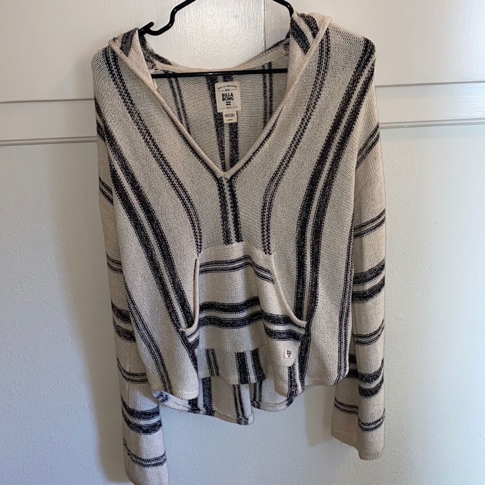 Billabong sweater